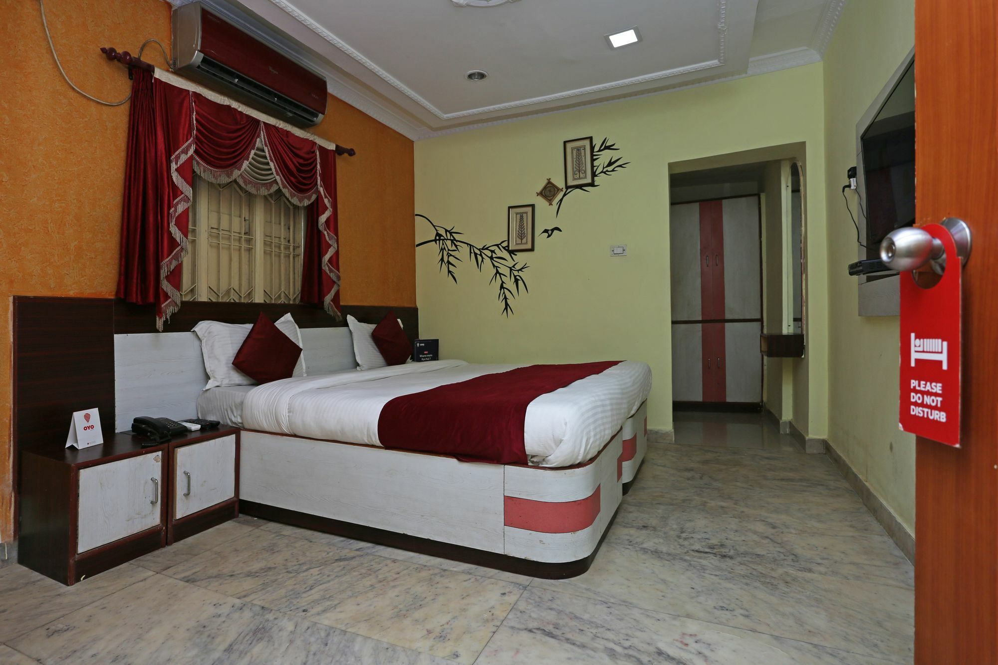 Hotel Oyo 4526 Jaydev Vihar à Bhubaneswar Extérieur photo